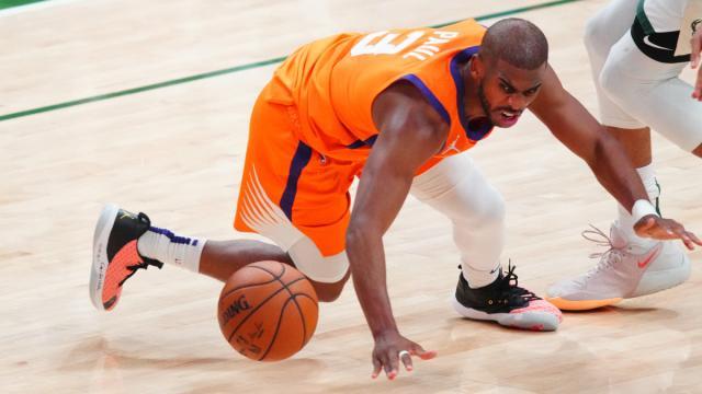 chris-paul-suns-turnover.jpg